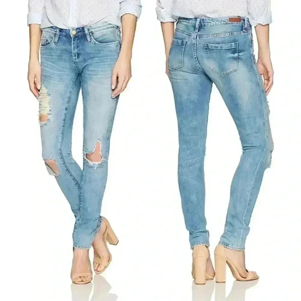 BLANKNYC Destructed Skinny Jeans Size 30 Light Wash Ripped Distressed Denim